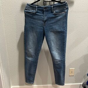 Lucky skinny jeans 10 ankle length inseam 27